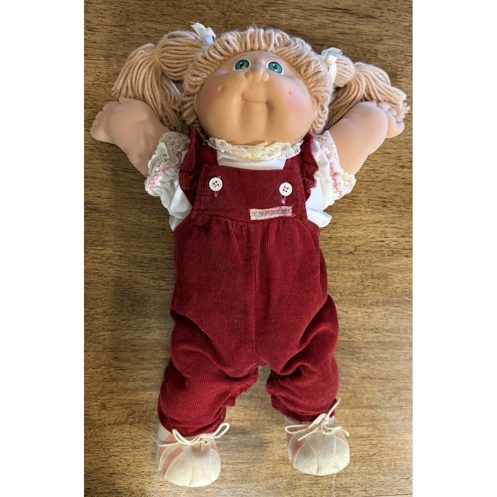 Vintage 1984 Cabbage Patch Kids Girl Doll Blonde Green Eyes Pig Tales Dimple Toy